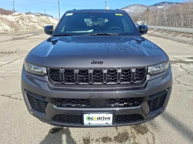 2026 Jeep Grand Cherokee Altitude 4x4