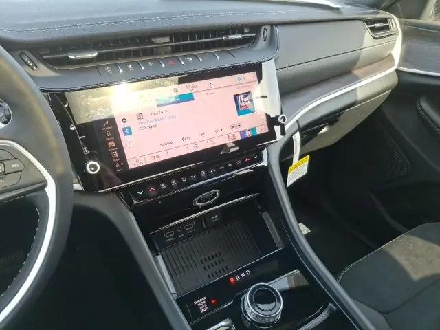 2026 Jeep Grand Cherokee Altitude 4x4