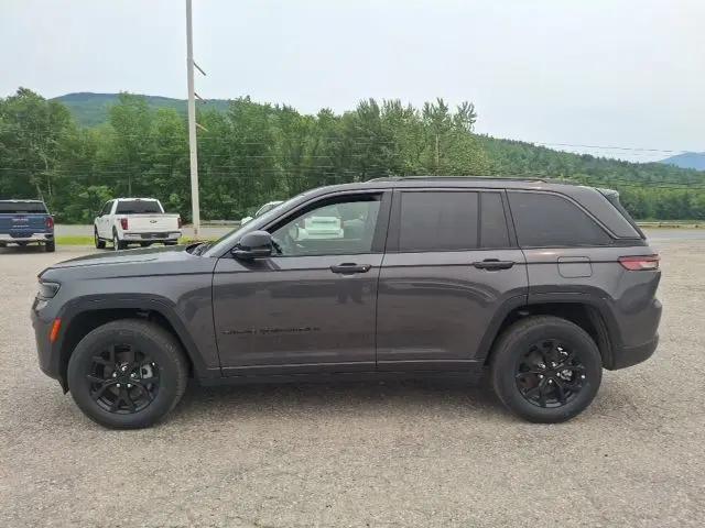 2026 Jeep Grand Cherokee Altitude 4x4