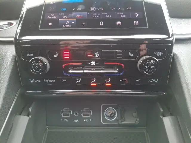 2026 Jeep Grand Cherokee Altitude 4x4