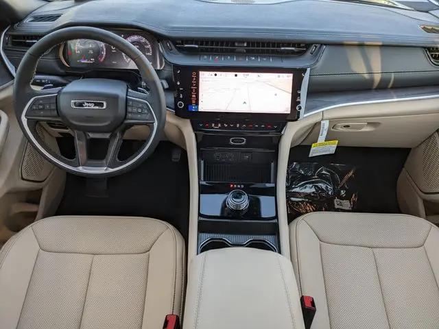 2026 Jeep Grand Cherokee Limited 4x2