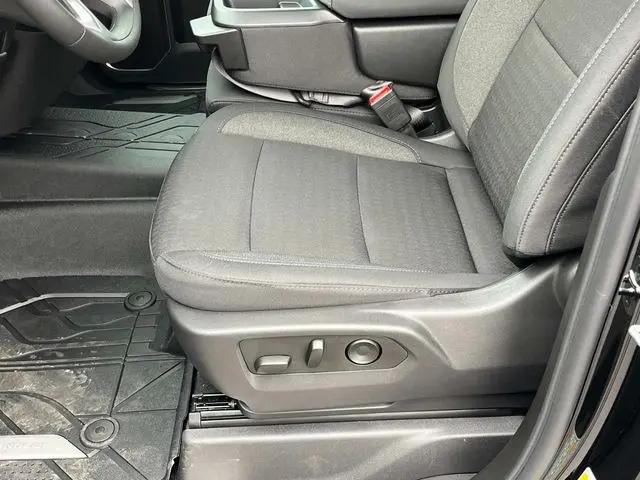 2026 Chevrolet Silverado 1500 4WD Crew Cab Standard Bed LT