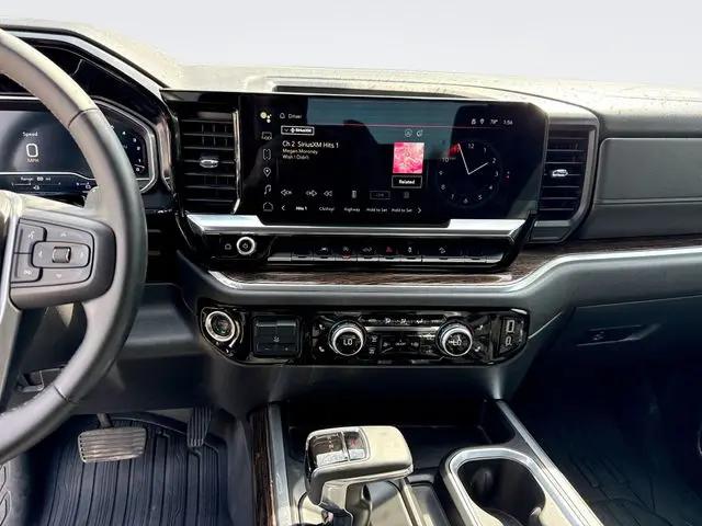 2024 GMC Sierra 1500 4WD Crew Cab Short Box Elevation with 3SB