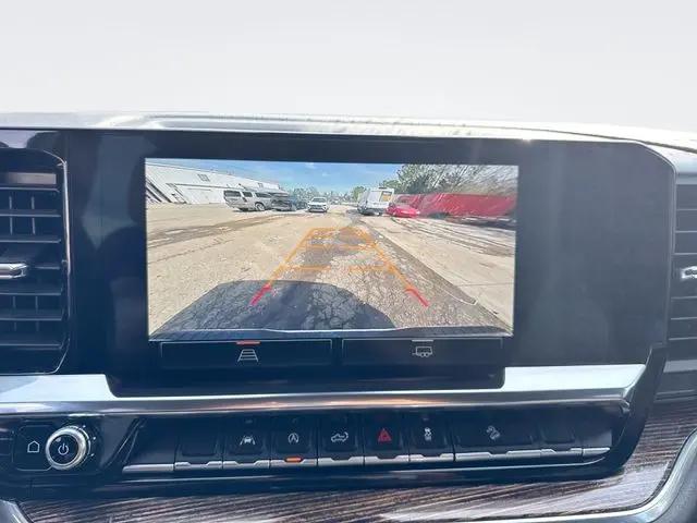 2024 GMC Sierra 1500 4WD Crew Cab Short Box Elevation with 3SB