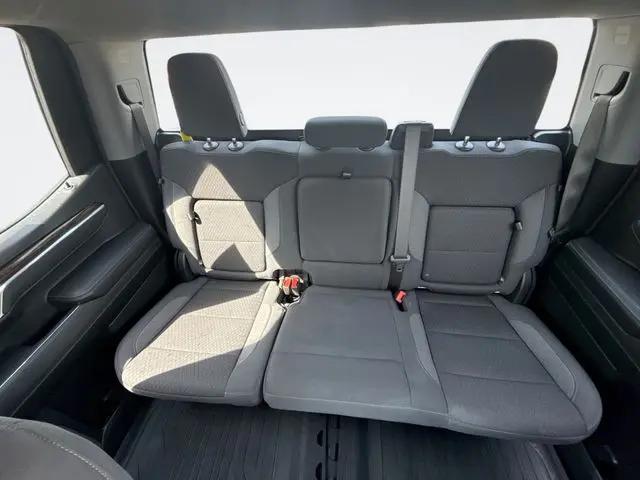 2024 GMC Sierra 1500 4WD Crew Cab Short Box Elevation with 3SB