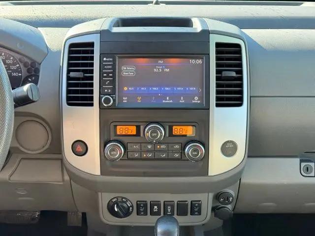 2021 Nissan Frontier Crew Cab SV 4x4