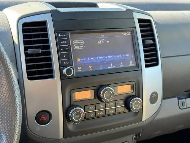 2021 Nissan Frontier Crew Cab SV 4x4