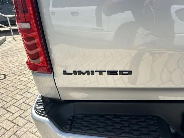 2026 Ram 1500 Limited Crew Cab 4x4 5'7" Box