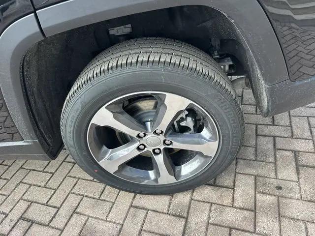 2026 Jeep Grand Cherokee L Limited 4x2