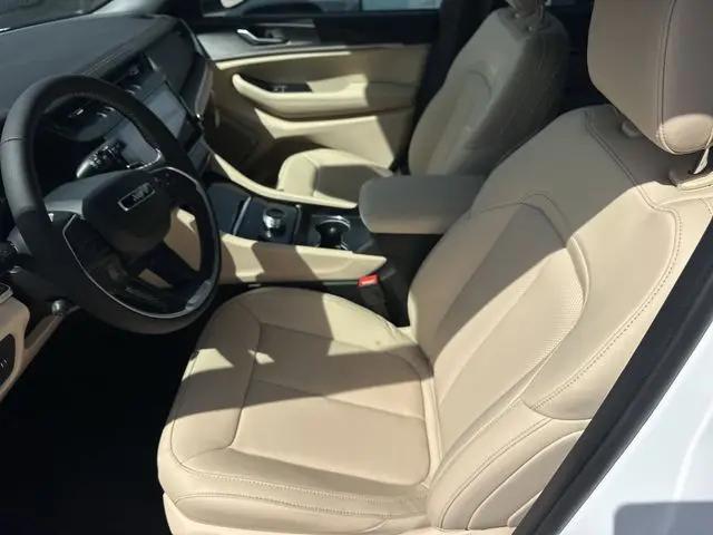 2026 Jeep Grand Cherokee L Limited 4x2