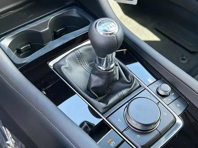 2026 Mazda Mazda3 2.5 S Premium