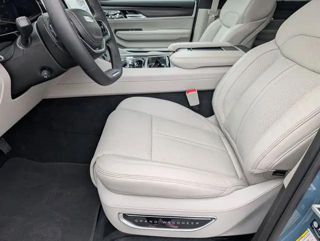 2026 Jeep Grand Wagoneer L Summit Obsidian 4x4