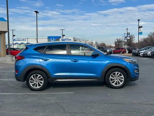 2016 Hyundai Tucson SE