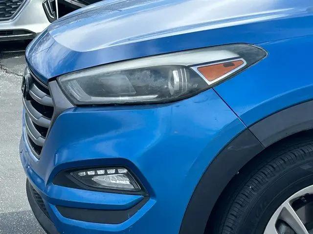2016 Hyundai Tucson SE