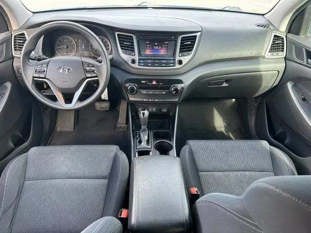 2016 Hyundai Tucson SE