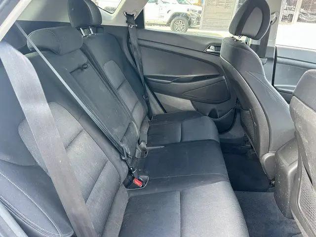2016 Hyundai Tucson SE