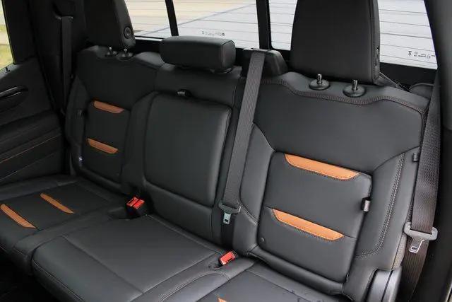 2026 GMC Sierra 1500 Crew Cab, Short Bed, AT4, 4WD