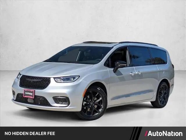 2026 Chrysler Pacifica Limited for sale in Carlsbad, CA