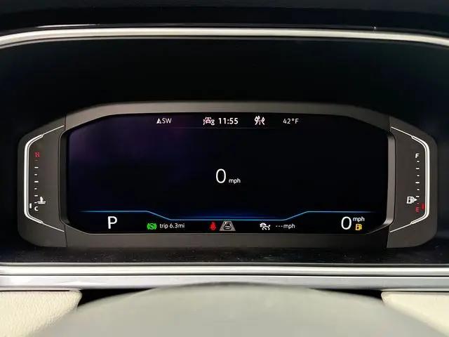 2026 Volkswagen Taos SEL