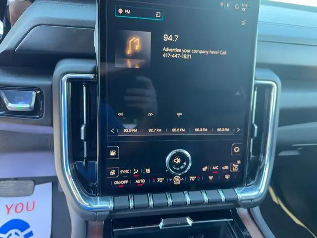2025 GMC Yukon 4WD Denali