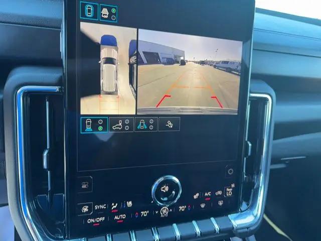2025 GMC Yukon 4WD Denali