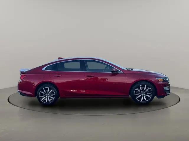 2025 Chevrolet Malibu FWD RS