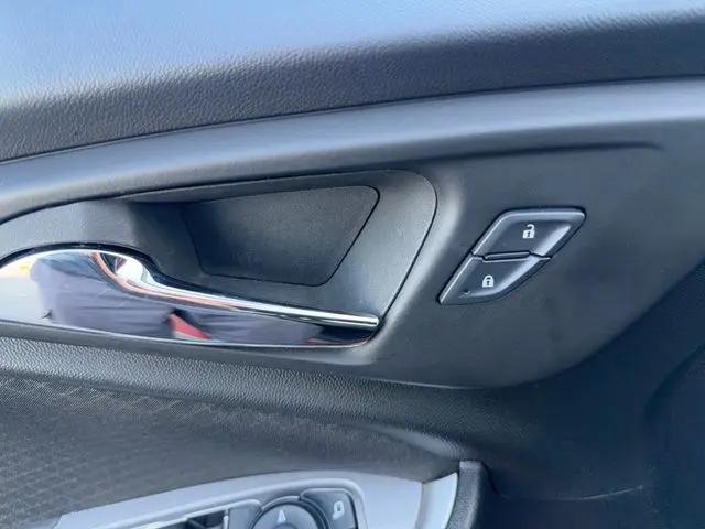 2025 Chevrolet Malibu FWD RS