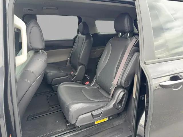 2025 Kia Carnival MPV LXS