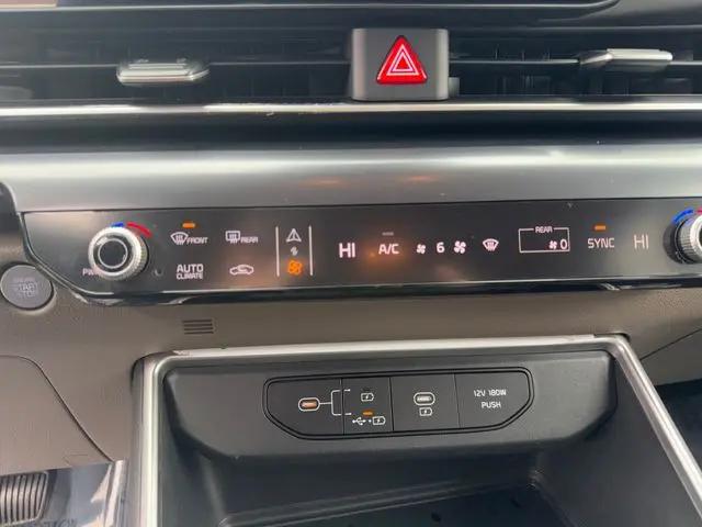 2025 Kia Carnival MPV LXS