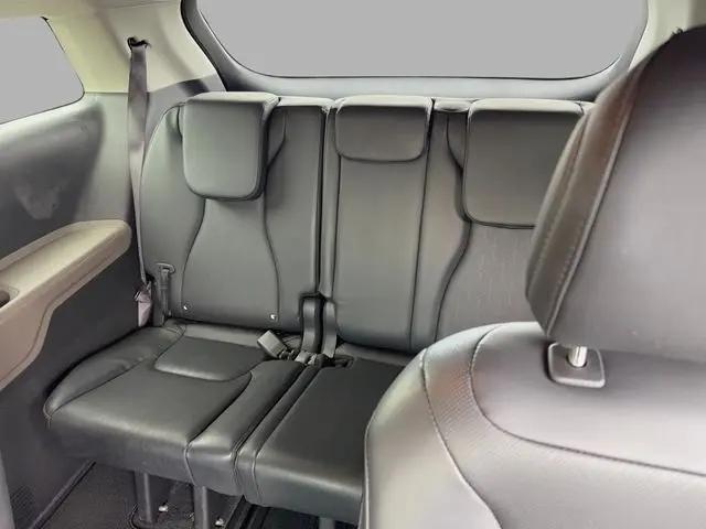 2025 Kia Carnival MPV LXS