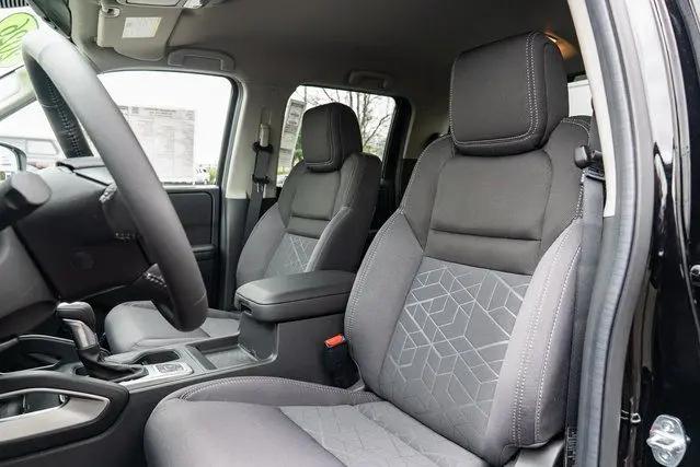 2026 Nissan Frontier Crew Cab Long Bed SV 4x4