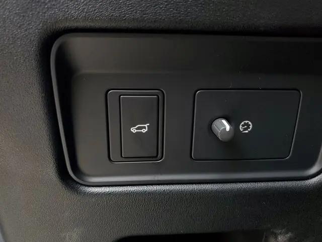 2026 Land Rover Discovery S