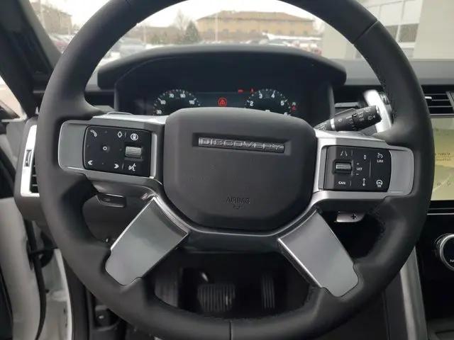 2026 Land Rover Discovery S