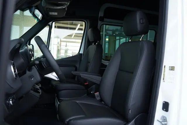 2026 Mercedes-Benz Sprinter 2500 Standard Roof 4-Cyl Diesel HO