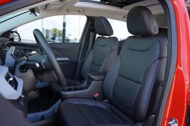 2027 Chevrolet Bolt RS FWD