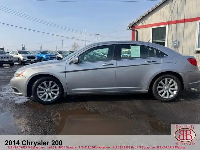 2014 Chrysler 200 Touring