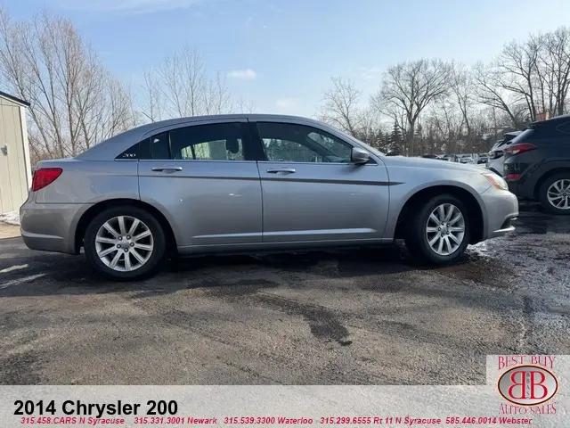 2014 Chrysler 200 Touring
