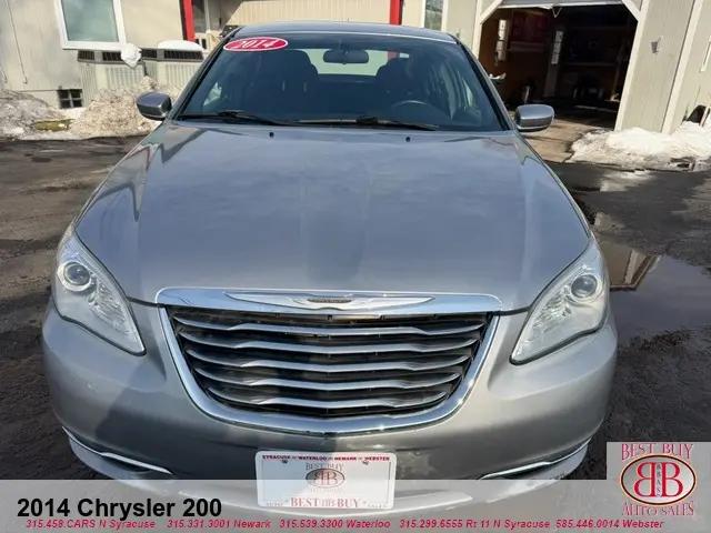 2014 Chrysler 200 Touring