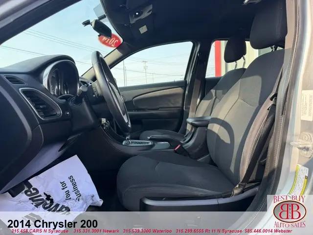 2014 Chrysler 200 Touring