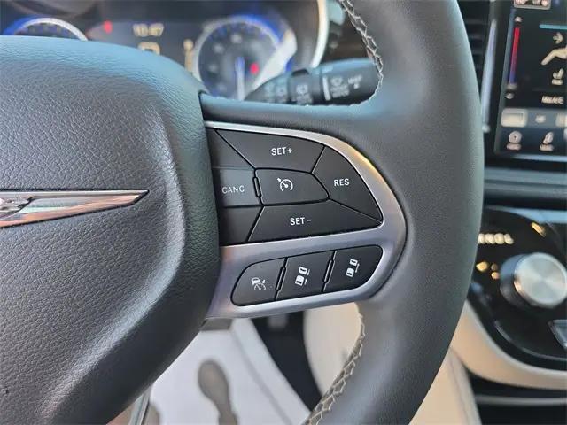 2024 Chrysler Pacifica Limited