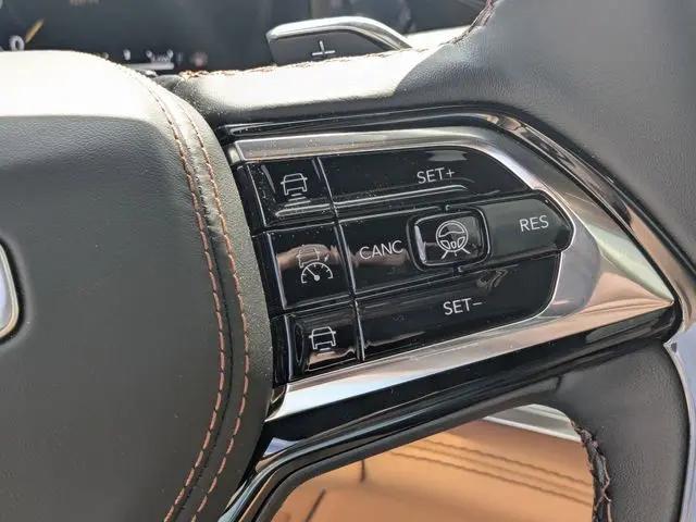 2026 Jeep Grand Cherokee L Summit 4x4