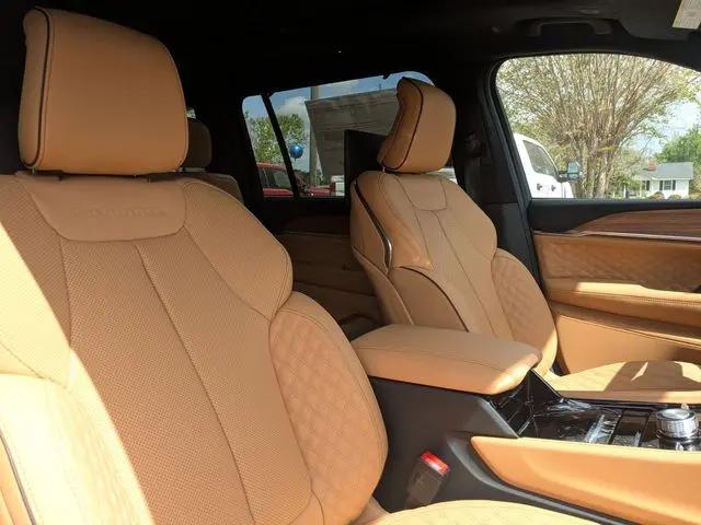 2026 Jeep Grand Cherokee L Summit 4x4