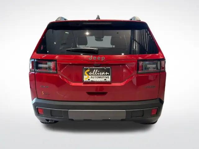 2026 Jeep Cherokee Laredo 4x4