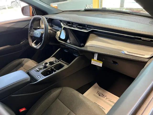 2026 Jeep Cherokee Laredo 4x4