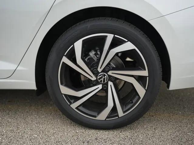 2026 Volkswagen Jetta SEL