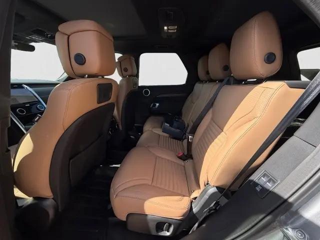 2026 Land Rover Discovery Dynamic SE