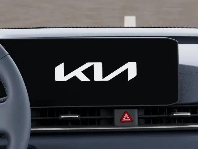 2026 Kia Carnival MPV SX