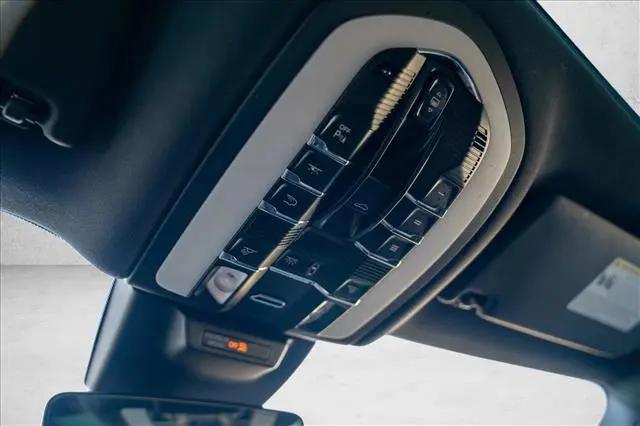 2024 Porsche Macan Macan