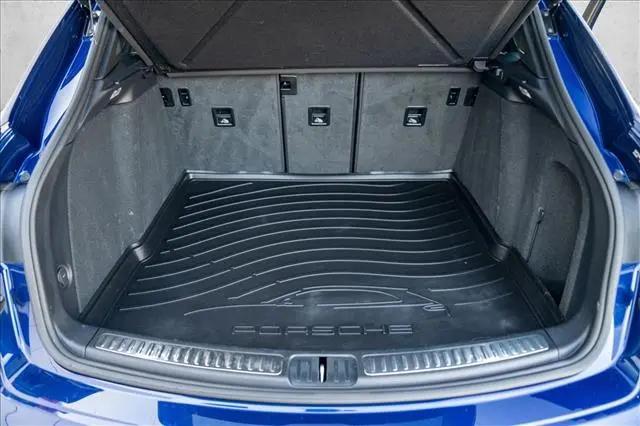 2024 Porsche Macan Macan