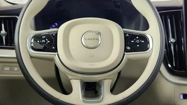 2026 Volvo XC60 Plug-In Hybrid Ultra, T8 AWD Electric/Gasoline, Dark
